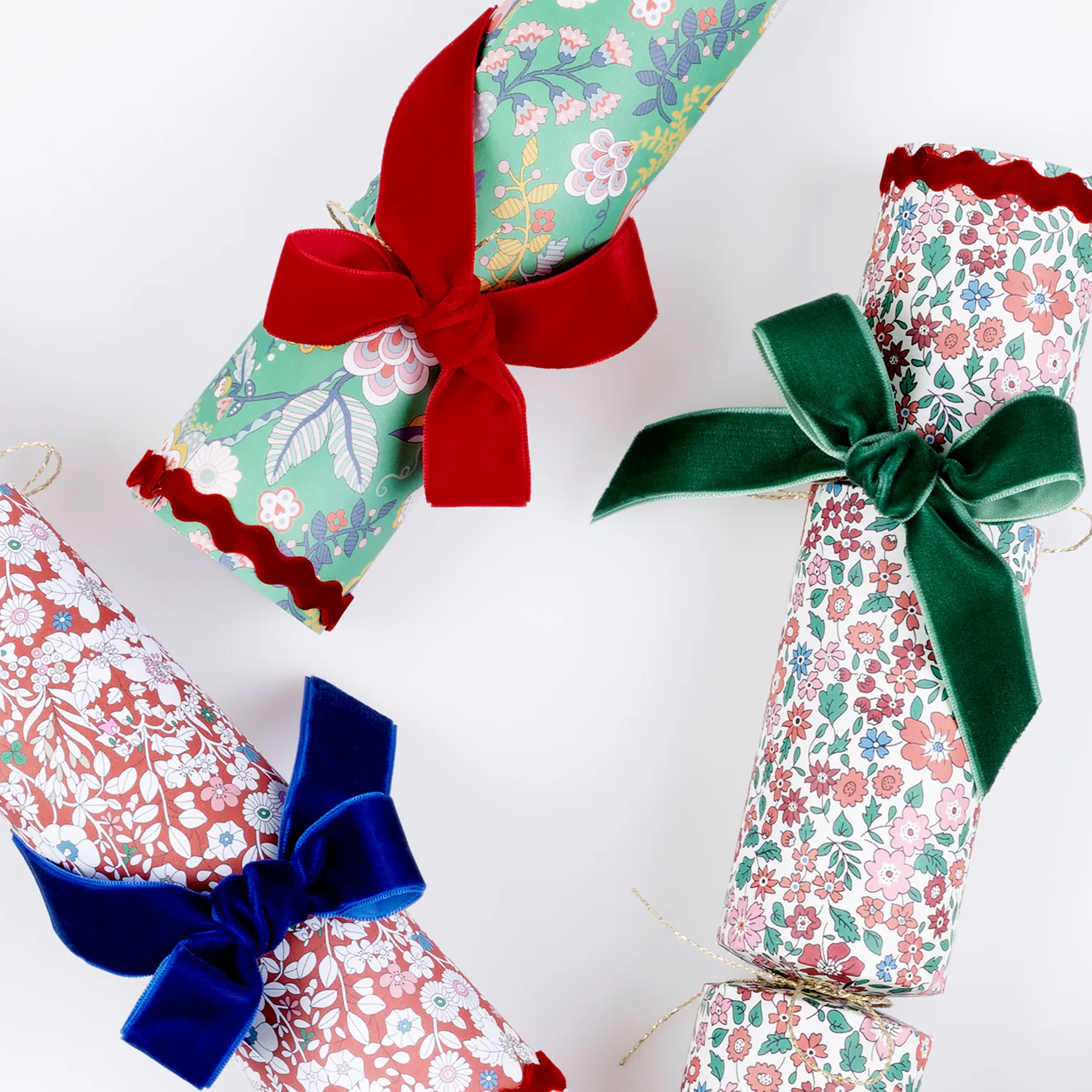 Christmas Crackers | Meri Meri X Liberty Velvet Bows| Meri Meri