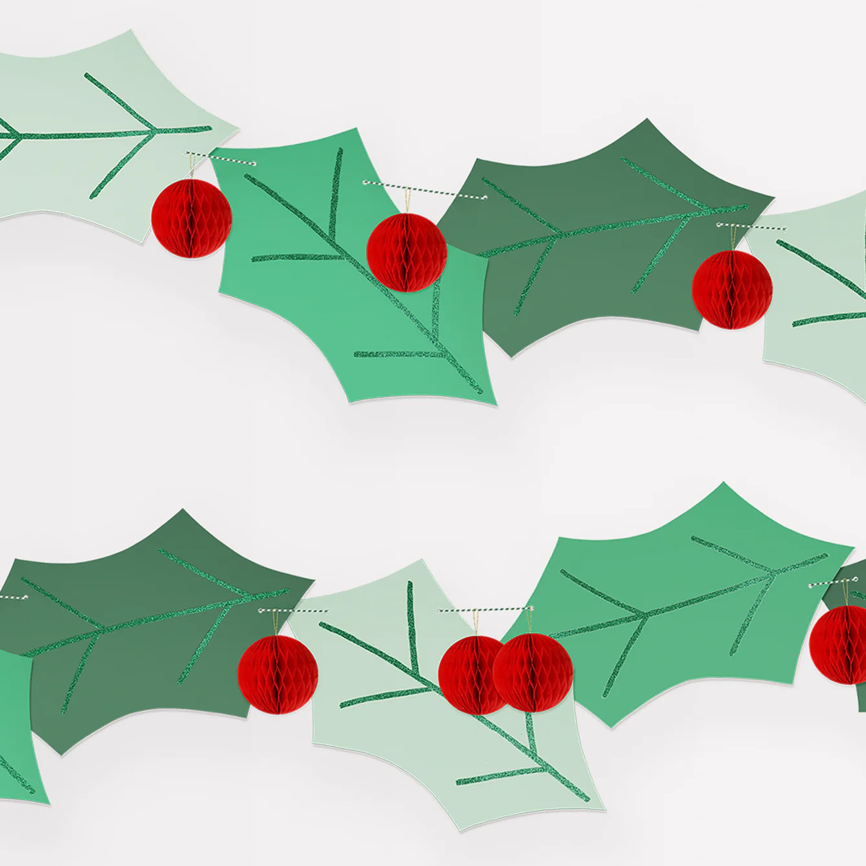 Christmas Decoration | Garland | Honeycomb Holly | Meri Meri