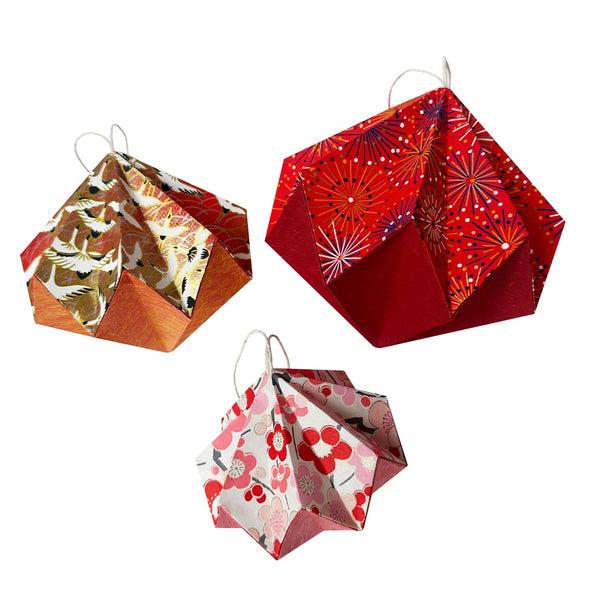 Art & Craft Kit | Origami Paper Decoration | Chiyogami | Red | Kami Paper