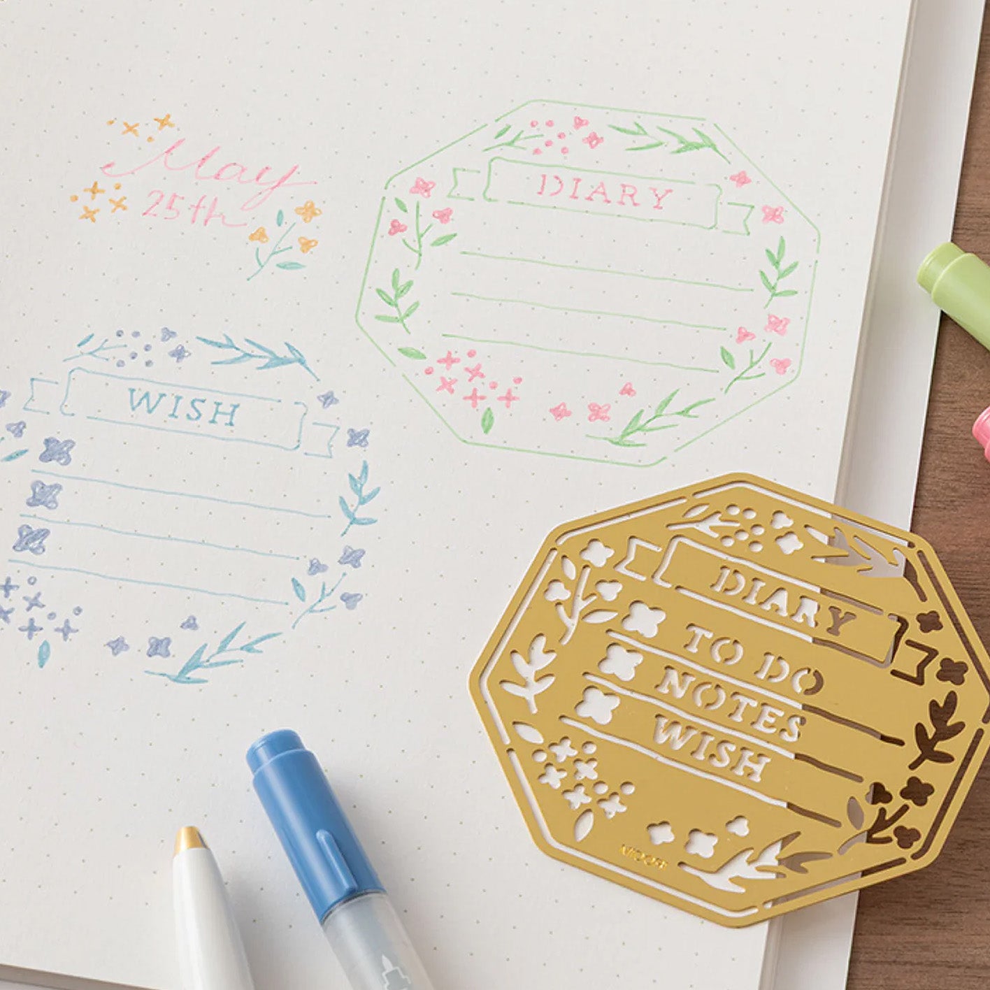 Stencil | Motif Template | Wreath | Midori