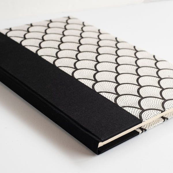 Sewn Bound Journal (A4 310x215mm) - Kami Paper