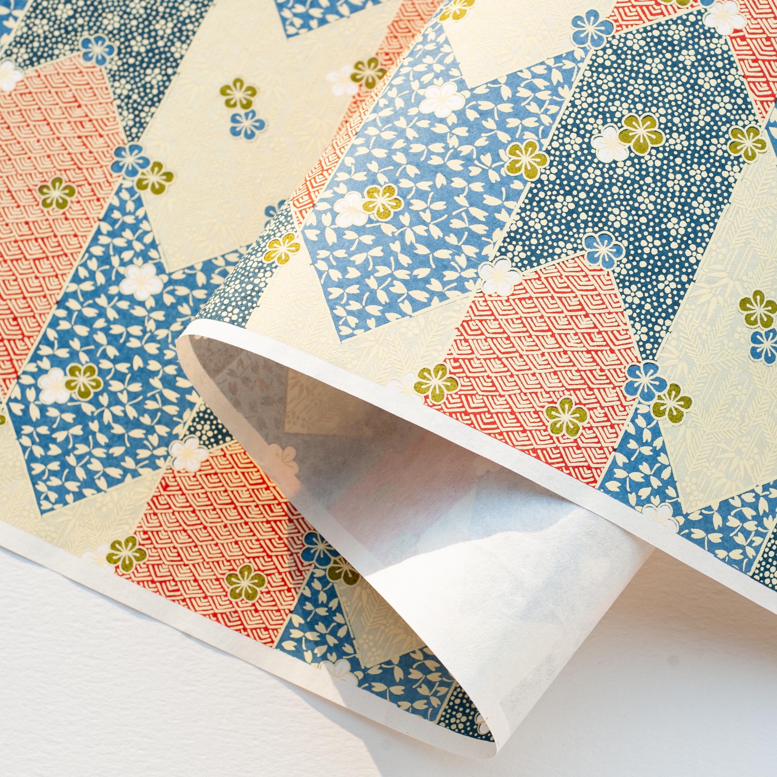 CH212: Temba Red Blue, Paper, Kami - Kami 
